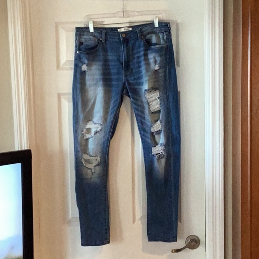 KanCan Distressed Jeans, Size 13/30